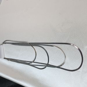 Multi layer snake silver shade necklace